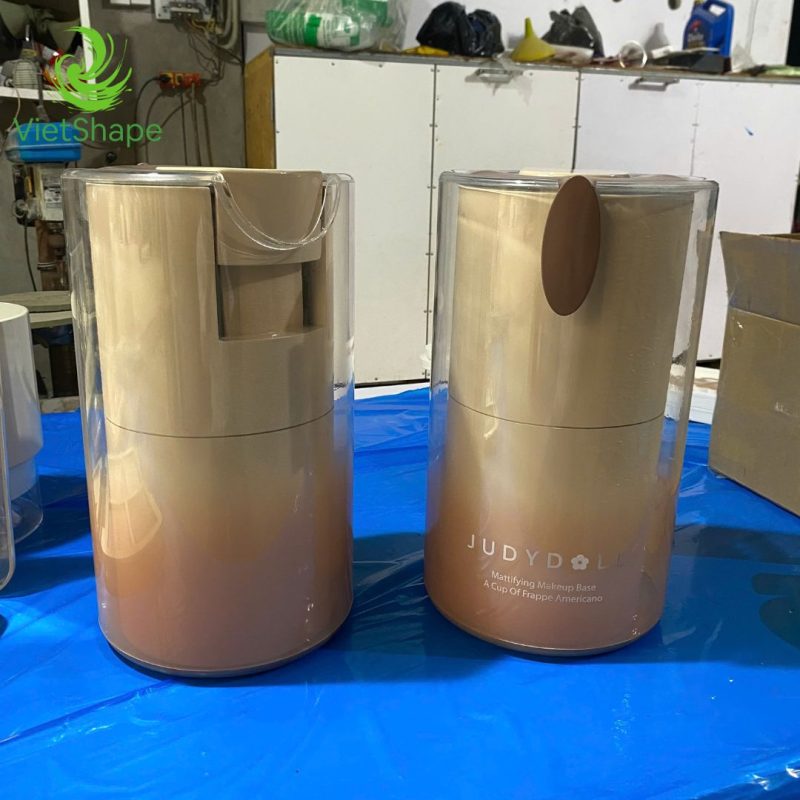 mo-hinh-san-pham-mockup-dep-giong-thiet-ke-99-percent